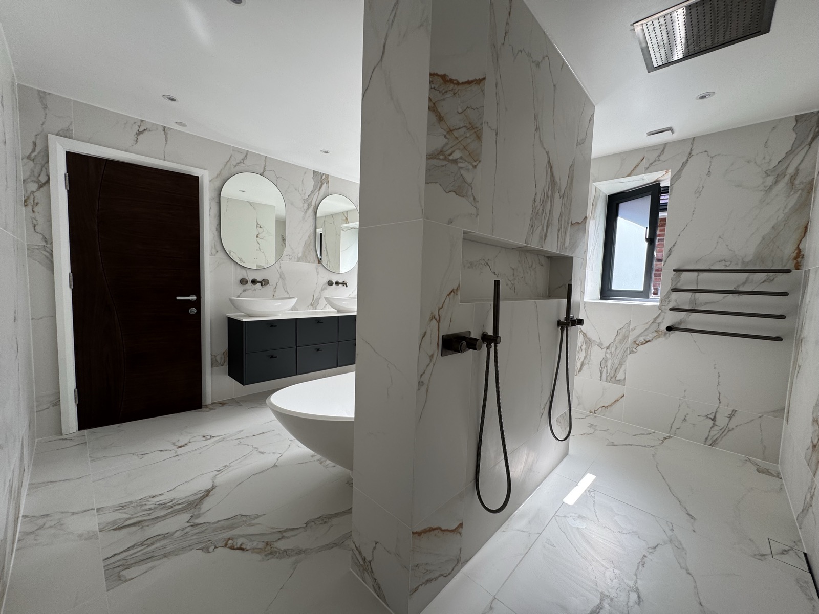 His and hers showers modern ensuite Billericay CM11 Essex luxury bathroom design